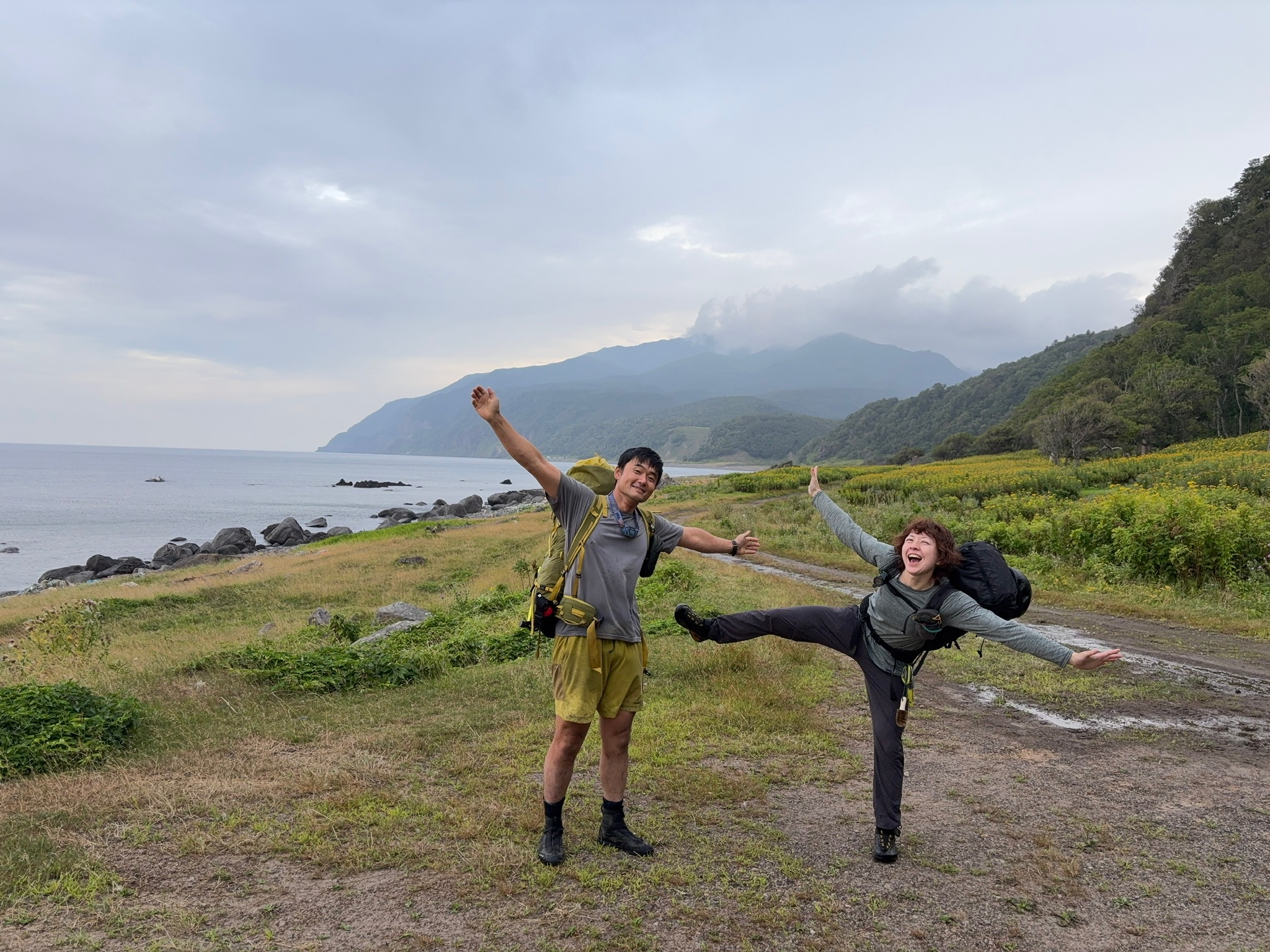 硫黄沢遡行〜ウブシノッタ川下降<br>知床の山と海を繋ぐ沢旅